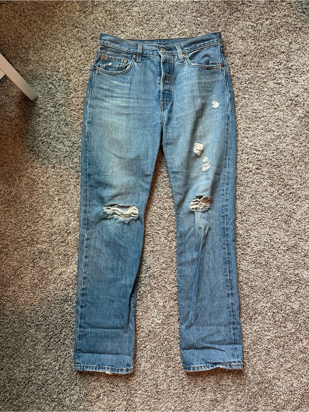 Levi's Premium Women's Straight Jeans Blue Medium Wash Distressed Mid Rise